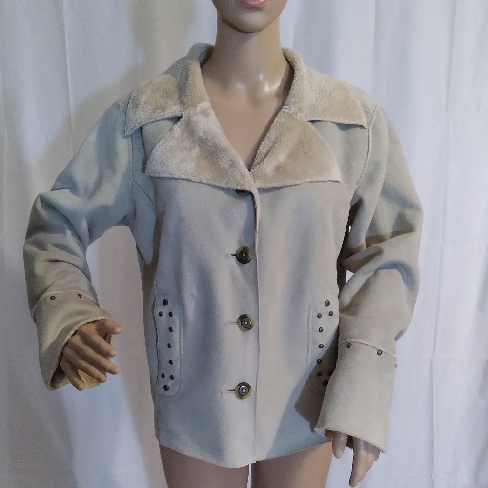 💚 Calispia Mint Green and Cream Faux Suede Jacket